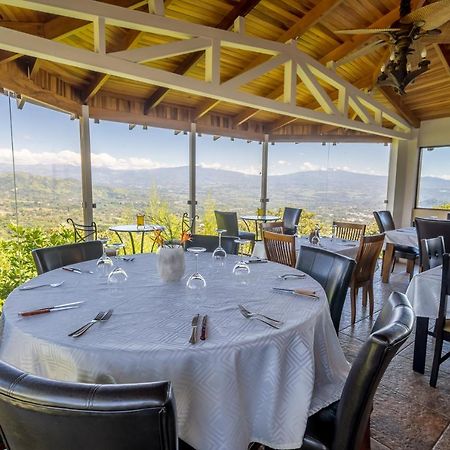 Barons Resort Atenas Zewnętrze zdjęcie